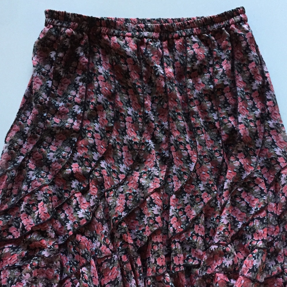Dimri skirt ruffled skirt
